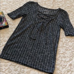 💗AE Top, gorgeous neckline! NWOT